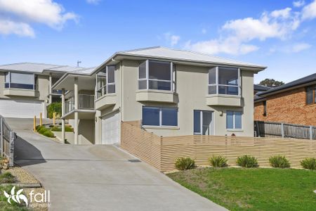 Immaculate Home, Views, Sunny Aspect - Photo 5