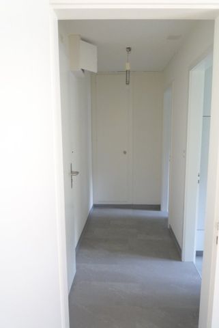 MIETEN OHNE KAUTION - 2.5 Zimmerwohnung im Grünen von Adliswil - Photo 4
