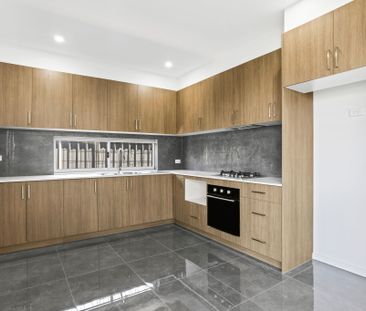 8A Thunderbolt Drive, Raby NSW 2566 - House For Rent | Domain - Photo 3