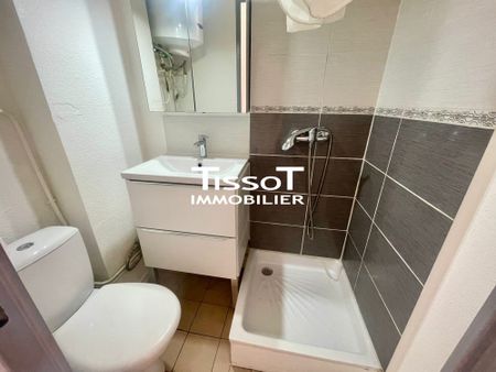 Location Appartement 1 pièce 13m² NIMES 30900 - Photo 4