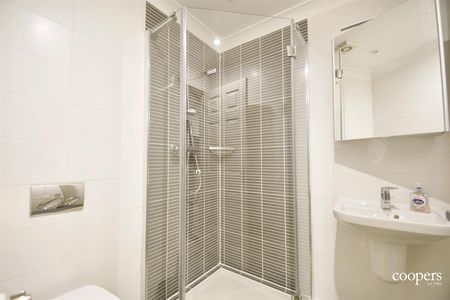 Elmsdene Mews, Northwood, HA6 - Photo 3