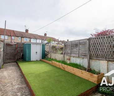 2 bedroom terraced house to rent - Photo 2