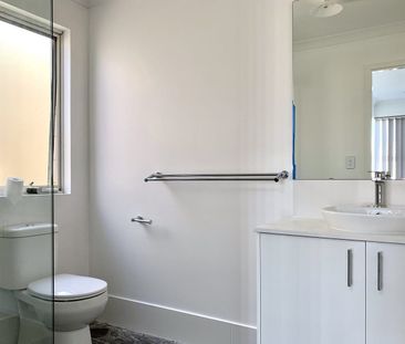 Welcome Home! - Photo 3