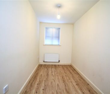 Ladybank Avenue, Fulwood - Photo 4