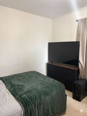 For Lease - 250 Sunny Meadow Boulevard Unit# 121, Brampton, Ontario - Photo 5