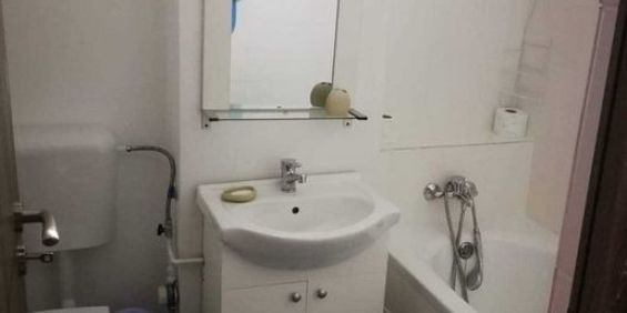 1 camera zona Balcescu - Photo 3