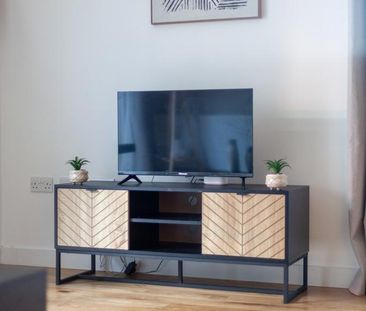 2 bedroom ground floor flat to rent - Photo 3