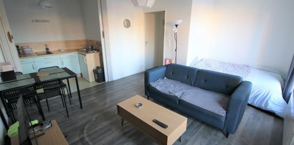 Studio NON MEUBLE de 27.42 m², rue du Faubourg Notre Dame, SOLFERINO réf 650-001 - Photo 2
