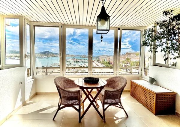 Temporal rental sea front apartment in Ibiza port