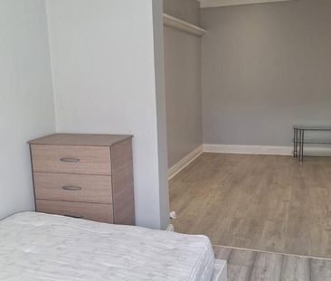 1 bedroom house of multiple occupation to rent - Photo 1