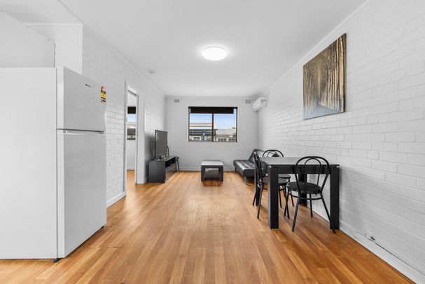 8/82 Broadway, Crawley WA 6009 - Photo 1