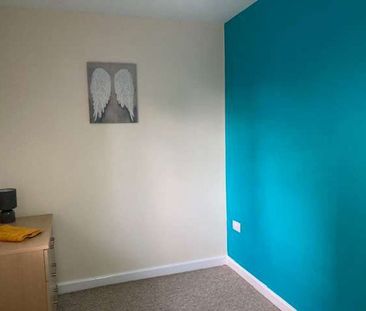 🔥Quiet Location+Comfortable Rooms🔥 - Photo 2