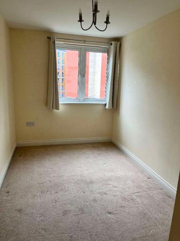 City Centre Apartment Exeter, EX4 - Photo 5