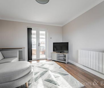 2 bedroom end of terrace house to rent - Photo 2