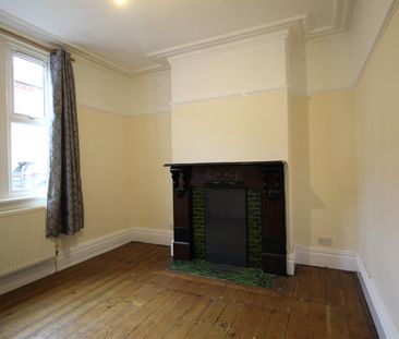 3 Bedroom Terraced House for Rent - Photo 5