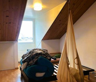 Beautiful 4-room-dwg with magnificent view in Domat/Ems - Photo 1