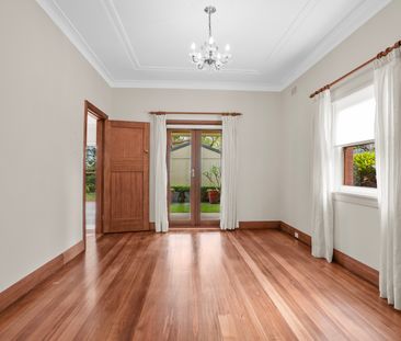 243 Sailors Bay Road, Northbridge NSW 2063 - House For Rent | Domain - Photo 2