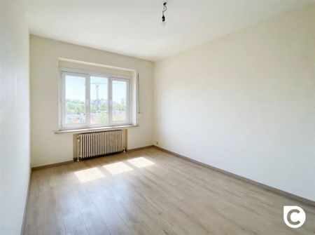 Appartement te huur in Wilrijk met 2 slaapkamers - foto 4