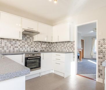 2 bedroom bungalow to rent - Photo 5