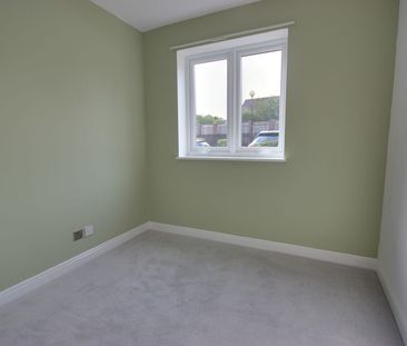 2 Bedroom - Photo 6
