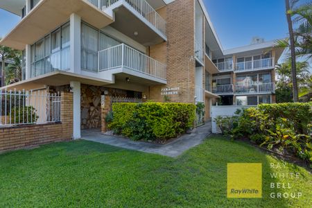 5/19 Old Burleigh Road, Surfers Paradise QLD 4217 - Apartment For Rent - $825 | Domain - Photo 4