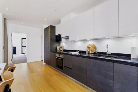 3 Bedroom 2 Bathroom - Photo 5