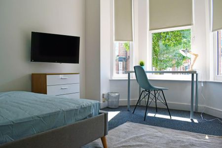 6 bedroom terraced house to rent - Photo 5