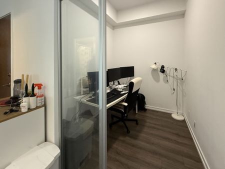 For Lease - 7890 Jane Street Unit# 3007, Vaughan, Ontario - Photo 4