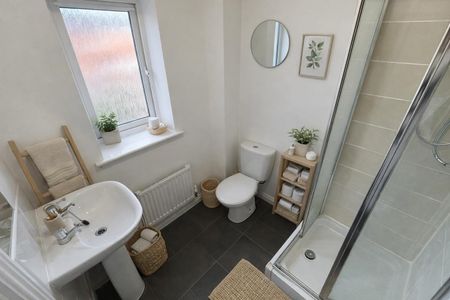 2 BED Flat To rent - Photo 4