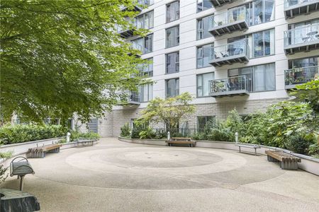 Modern one bedroom apartment in the heart of Shoreditch. - Photo 2