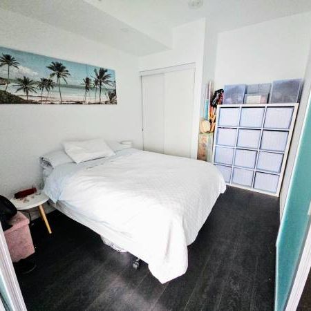 1 Bedroom + Den (Parking & Locker Included) - Photo 4