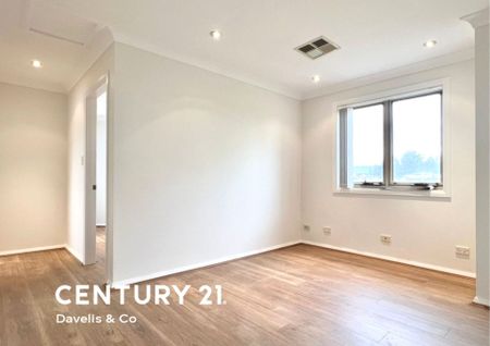 Modern 3-Bedroom Duplex with Study & Large Backyard - Photo 2