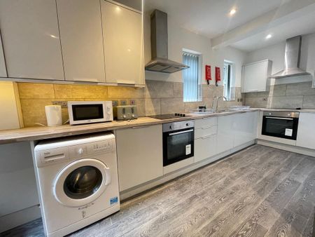 7 bedroom semi-detached house to rent - Photo 5