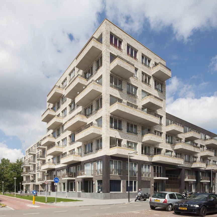 Rivers, Amsterdam - Zuid - Foto 1