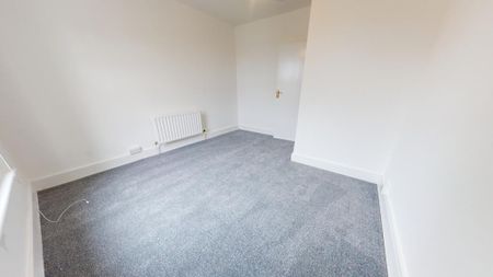 4 bedroom maisonette to rent - Photo 3