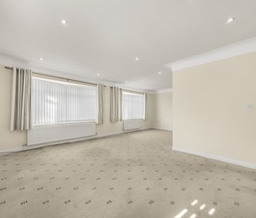 Meadow Close, Westhead - Photo 1