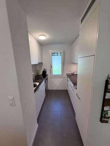 APPARTEMENT DE 3 PIÈCES À ZOLLIKOFEN (BE), MEUBLÉ, TEMPORAIRE - Photo 3