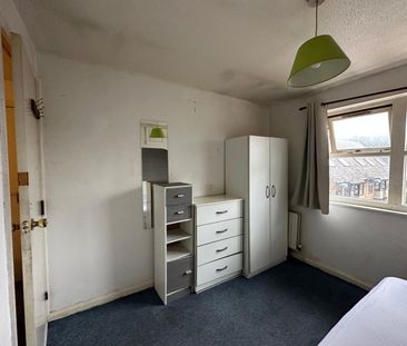 Room in a Shared House, Kinburn St, SE16 - Photo 2