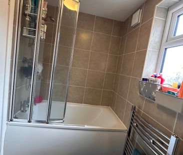 4 bedroom house, 1 en-suite - Photo 2