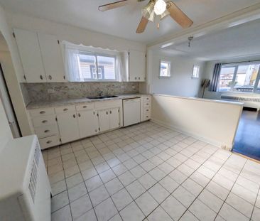 Spacious 3 Bedroom House in St. Catharines - Photo 1