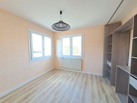 Location Appartement 3 pièces 66m² - Photo 4