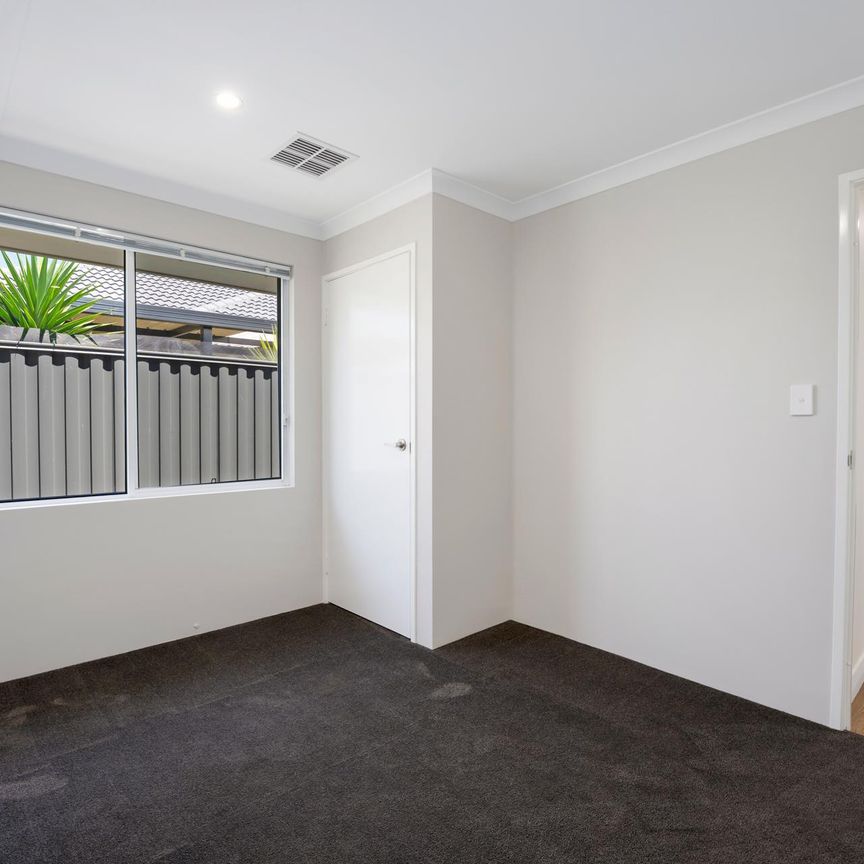 20 Langley Street - Photo 1