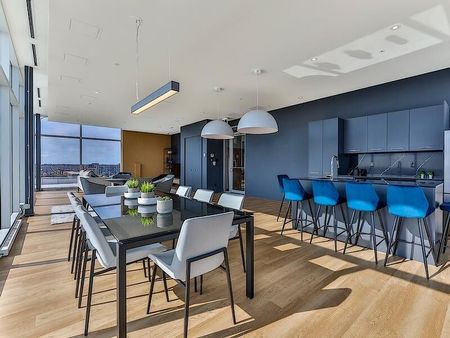 Condo apartment for rent in ville St-Laurent - Photo 3