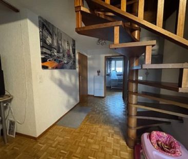 Appartement de 2.5 pièces mansardé au duplex au 3ème étage - Photo 4