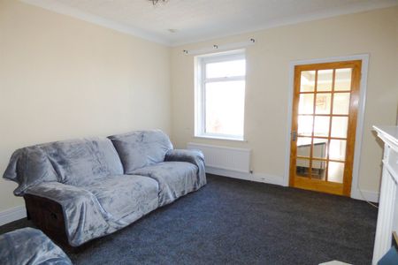 3 bed flat to rent in Mitchell Street, Birtley, DH3 - Photo 5
