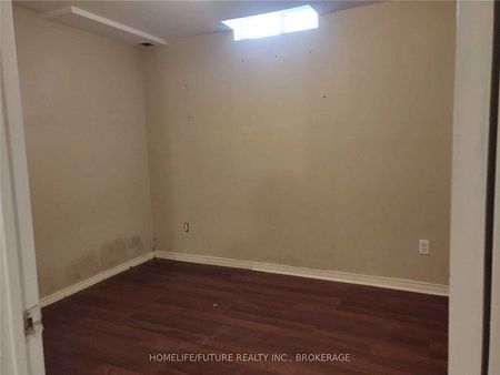 For Lease - 10 Alderwood Street Unit# (Bsmt), Whitchurch-Stouffville, Ontario - Photo 5