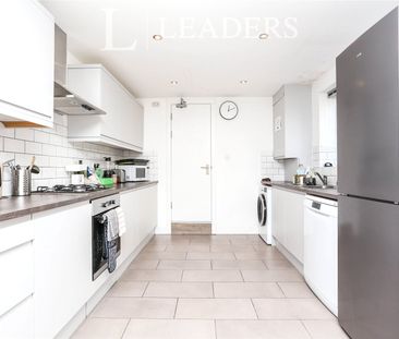 1 bedroom property to rent Howson Road, London, SE4 - Photo 5