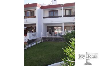 082-479 Renovated two bedroom duplex style bungalow in second line of Playa del Inglés beach.