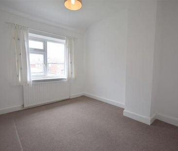 Chatsworth Road, Cheadle Hulme - Photo 4