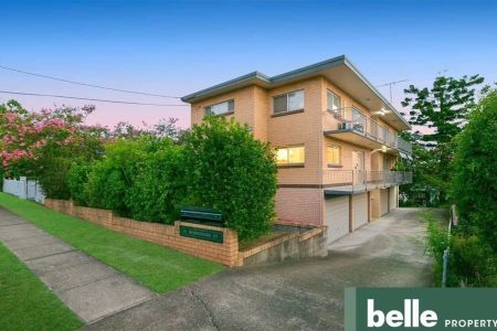 Renovated Unit in the Heart of Camp Hill! - Photo 2